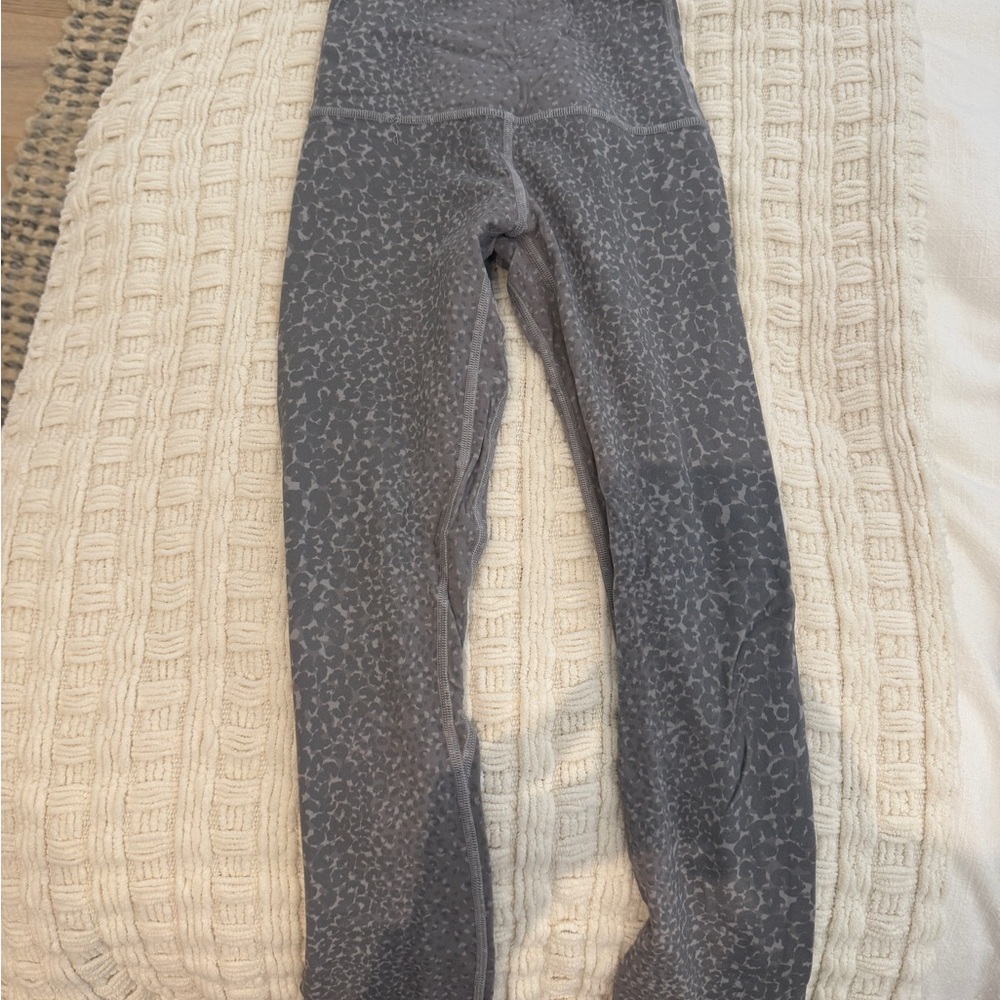 Lululemon Grey Patterned Leggings
